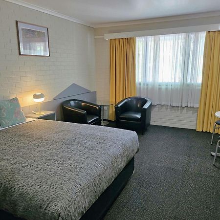 Central Deborah Motel Бендиго Экстерьер фото