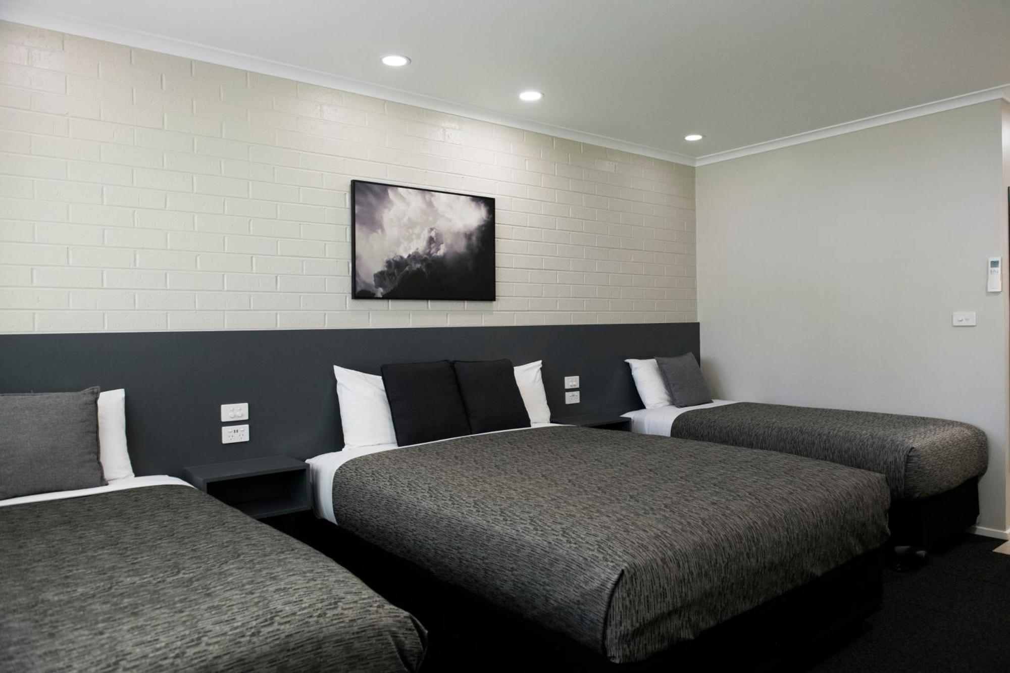 Central Deborah Motel Бендиго Экстерьер фото