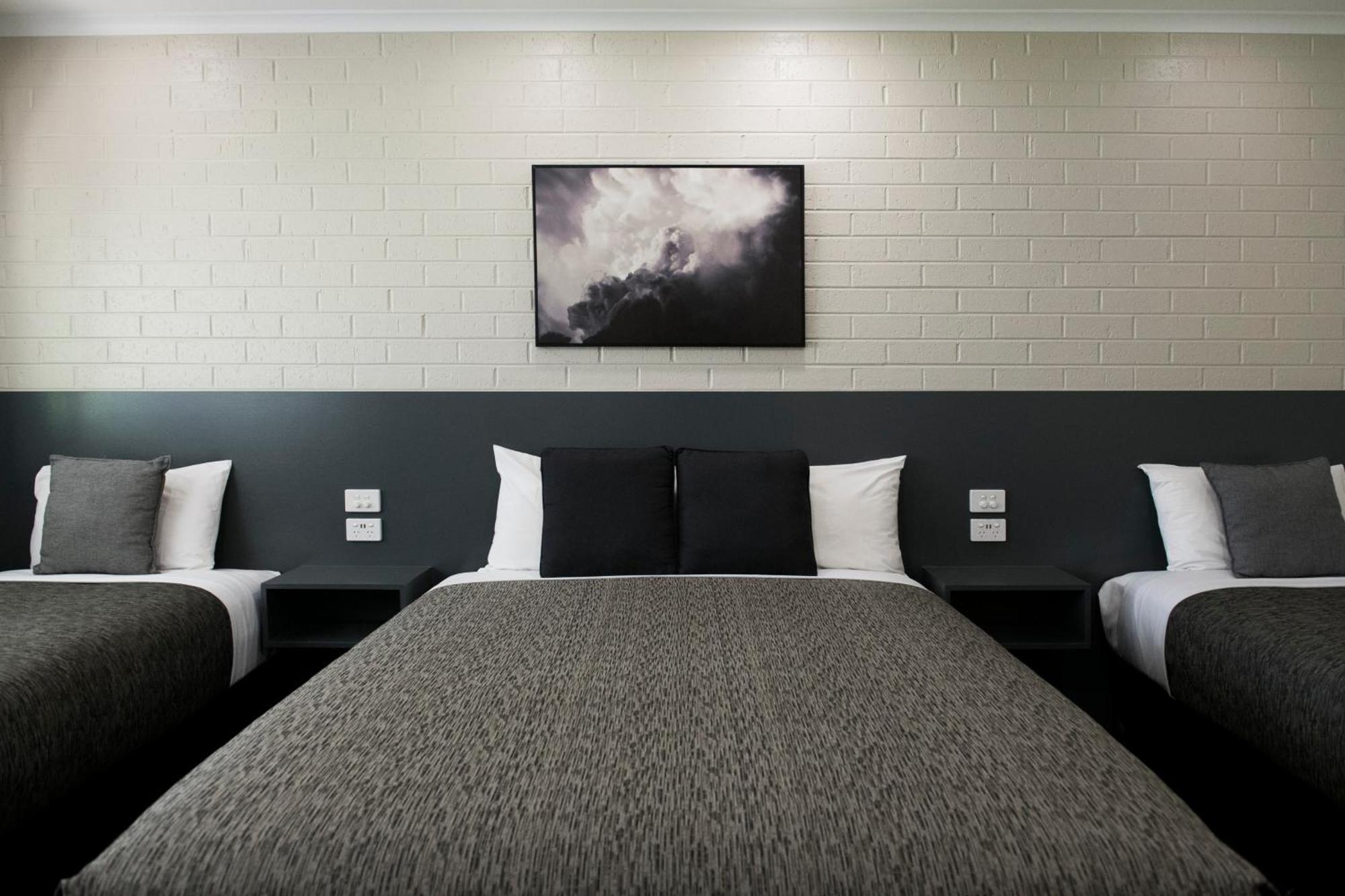 Central Deborah Motel Бендиго Экстерьер фото