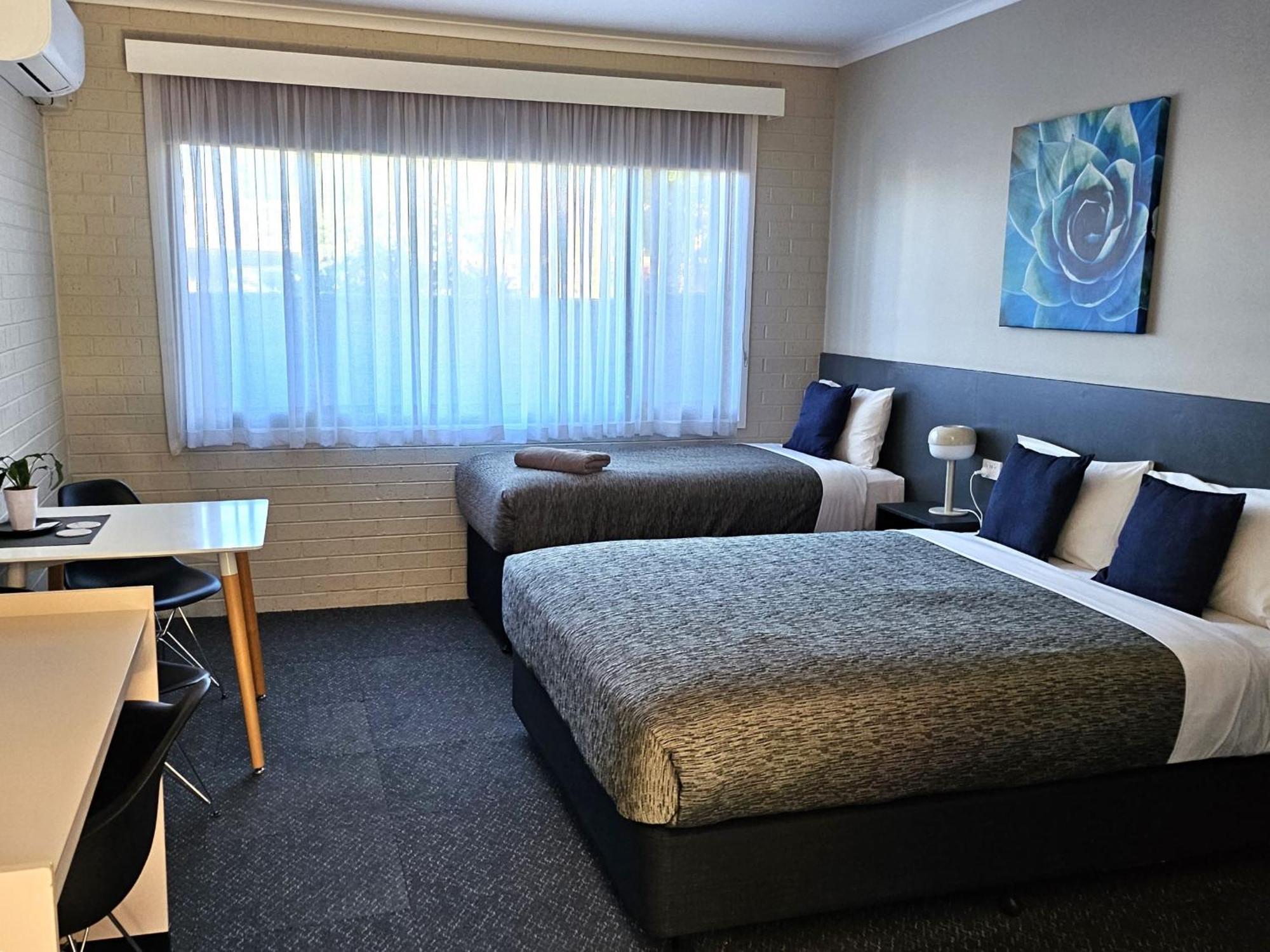 Central Deborah Motel Бендиго Экстерьер фото