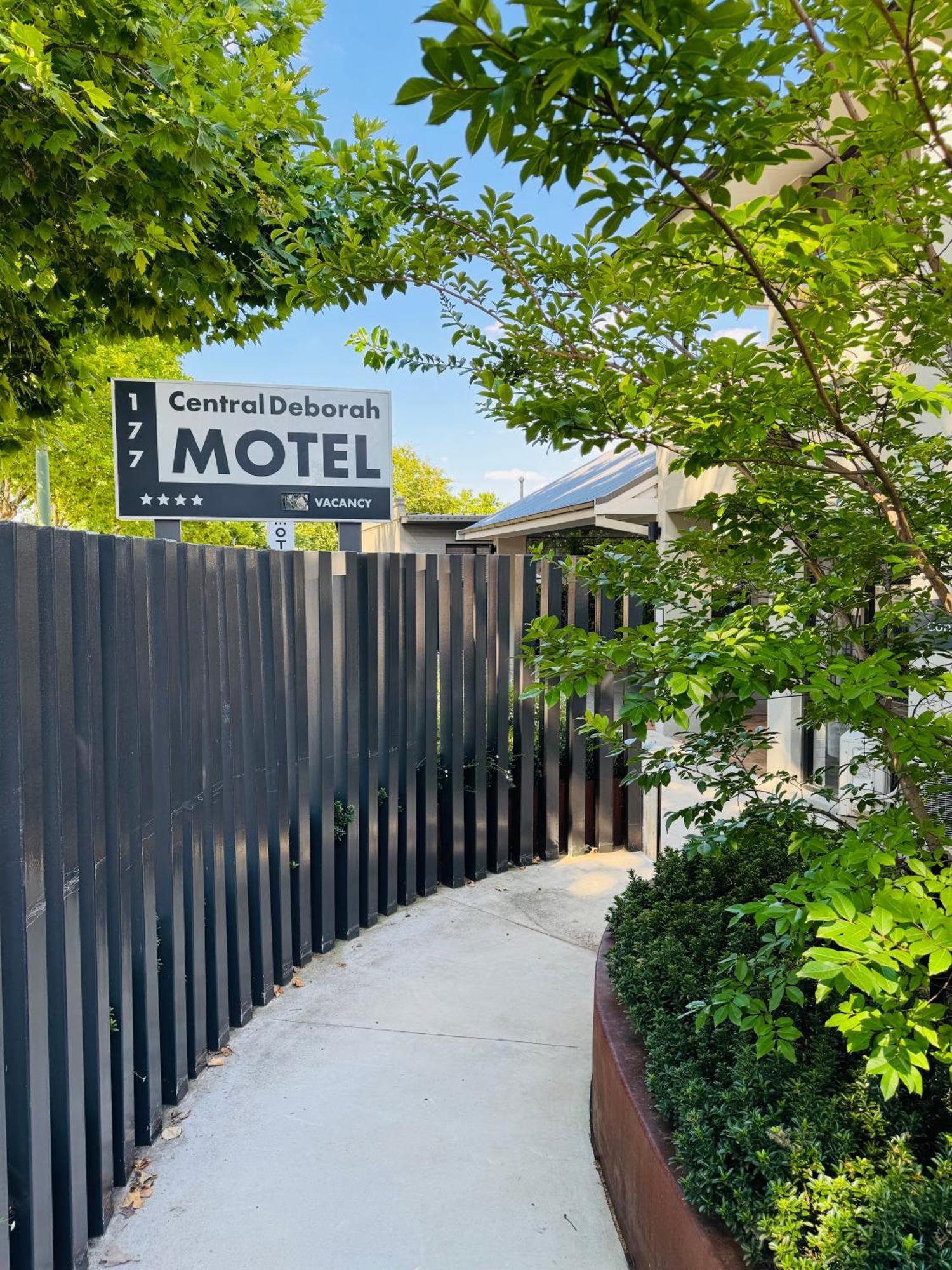 Central Deborah Motel Бендиго Экстерьер фото
