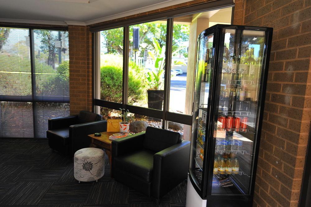 Central Deborah Motel Бендиго Экстерьер фото