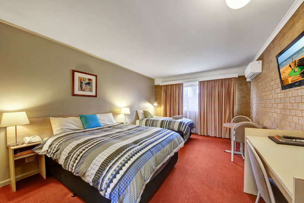 Central Deborah Motel Бендиго Экстерьер фото