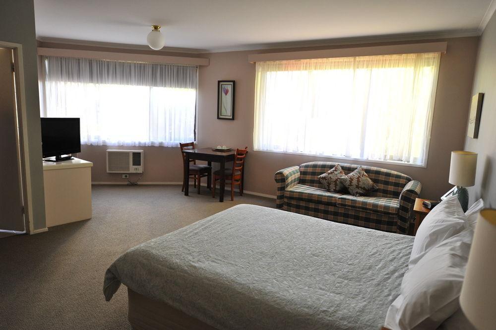 Central Deborah Motel Бендиго Экстерьер фото